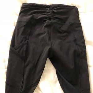 Lululemon size 4 mesh leggings 7/8 length